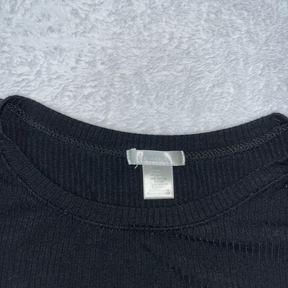 Solid black RIBBED crop top